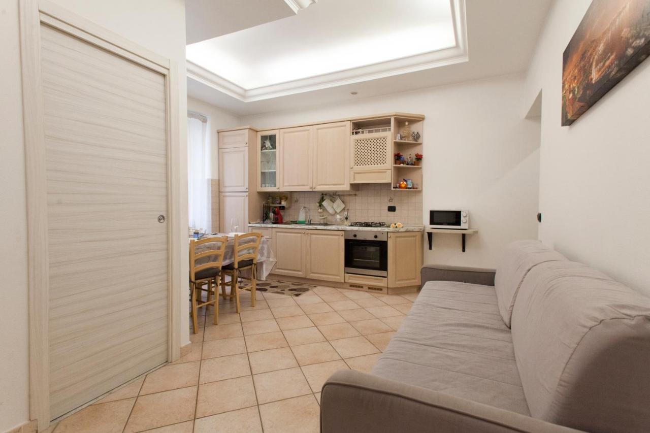 Anzio- Central Holiday House. Екстер'єр фото